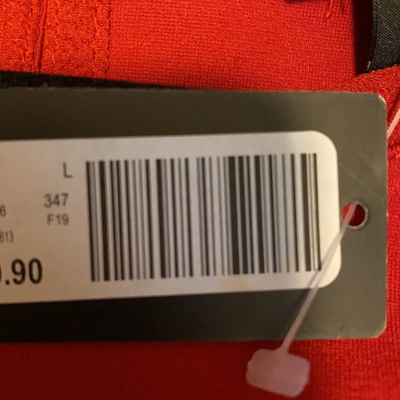 Cute top with textured sleeves - Picture 7 of 7